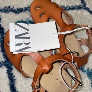 Zara toddler sandals 5.5c